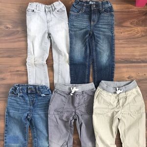 Bundle of 5 pairs of boys long pants jeans 4T 4/5.